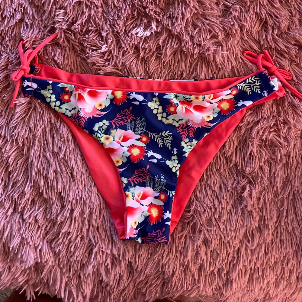 Bikini bottoms!!